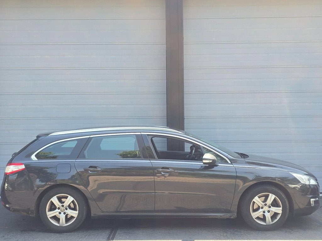 Peugeot 508 SW 1.6 Blue Executive, Auto's, Peugeot, Euro 5, Stof, Zwart, Parkeersensor