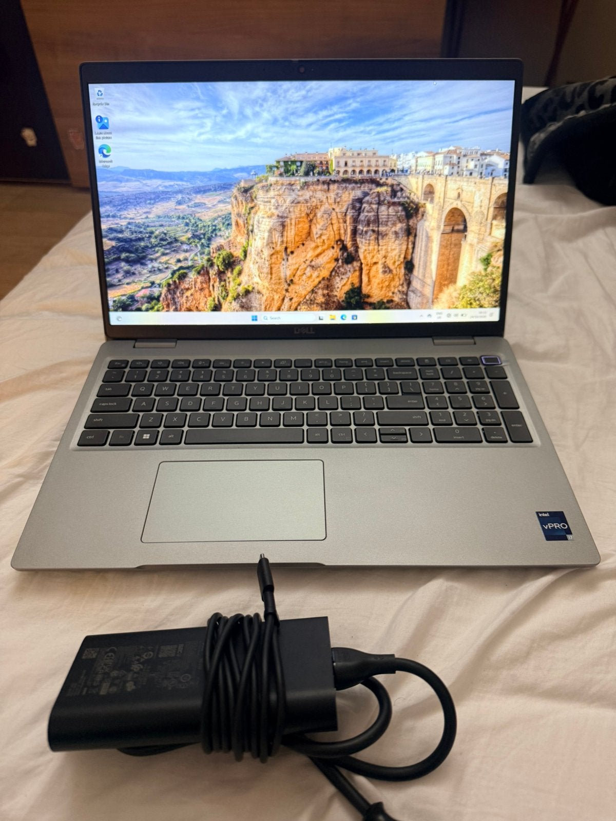 Dell Latitude 5531 i7 vPro| 16GB RAM |512GB SSD |Touchscreen, Computers en Software, Qwerty, Ophalen of Verzenden, Zo goed als nieuw