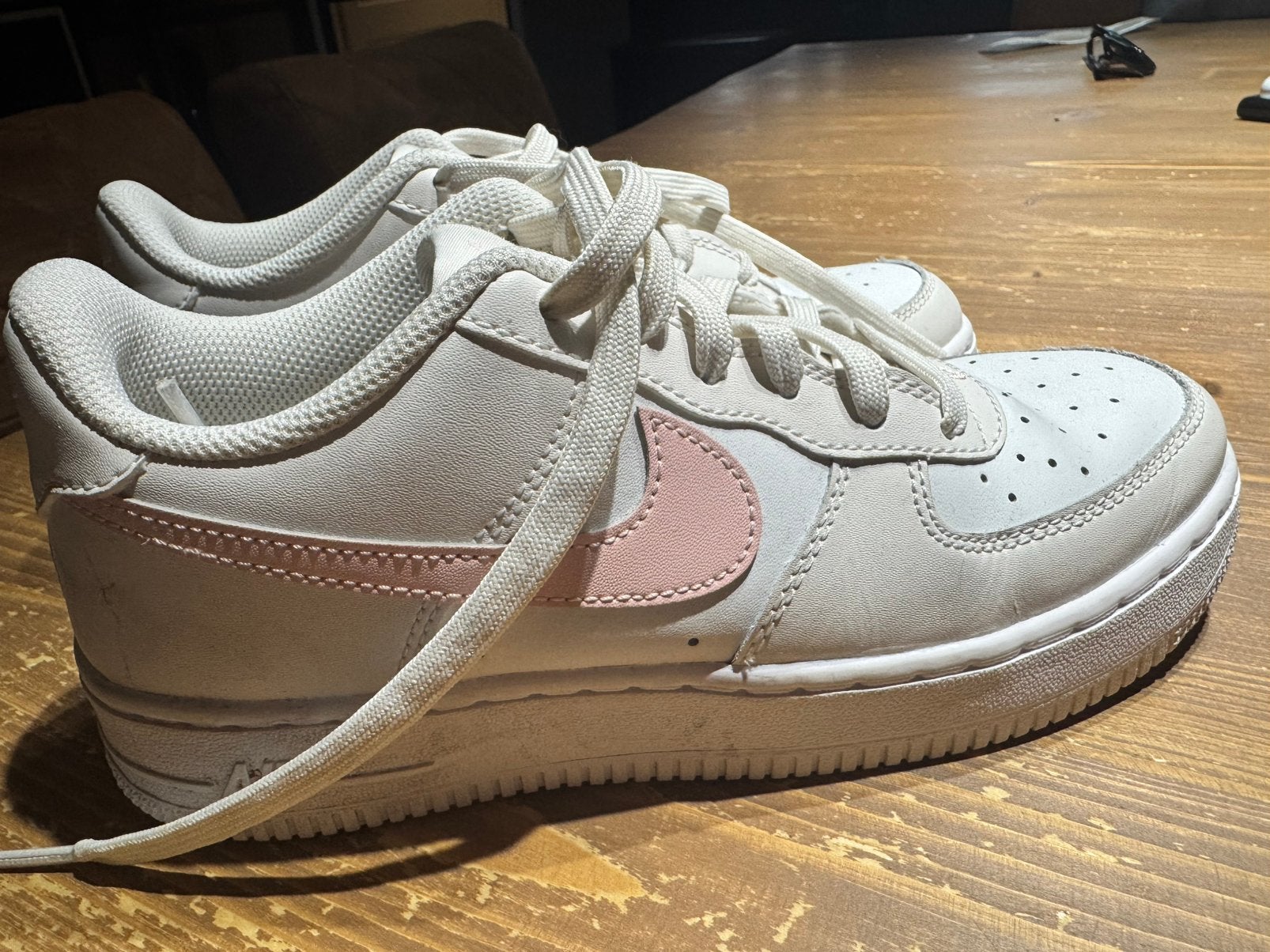 Nike Air Force 1 GS Phantom Echo Pink  Crème Summit-Wit, Ophalen of Verzenden, Zo goed als nieuw, Hardloopschoenen, Nike