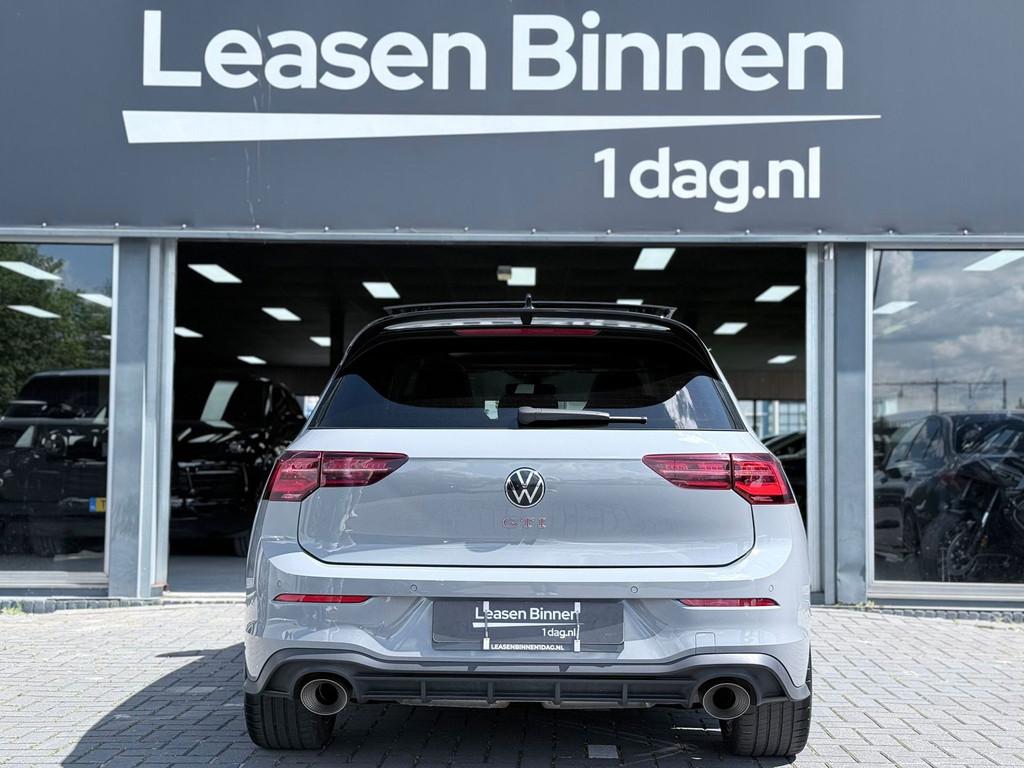 Volkswagen Golf 2.0 TSI GTI 45 EDITIE|PANO|AKRAPOVIC|HARMON, Auto's, Gebruikt, Zwart, 4 cilinders, 1984 cc