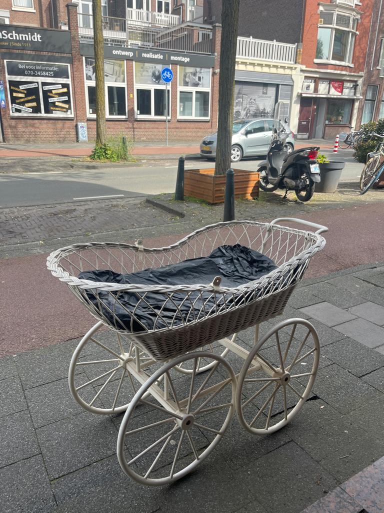 Vintage Wieg - Wit Rotan, Ophalen, Gebruikt, Wieg