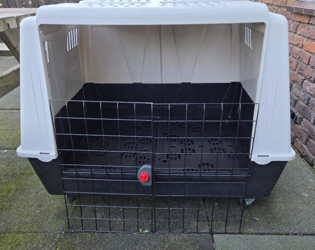 GROTE/BREDE VARIKENNEL, Ophalen, Zo goed als nieuw