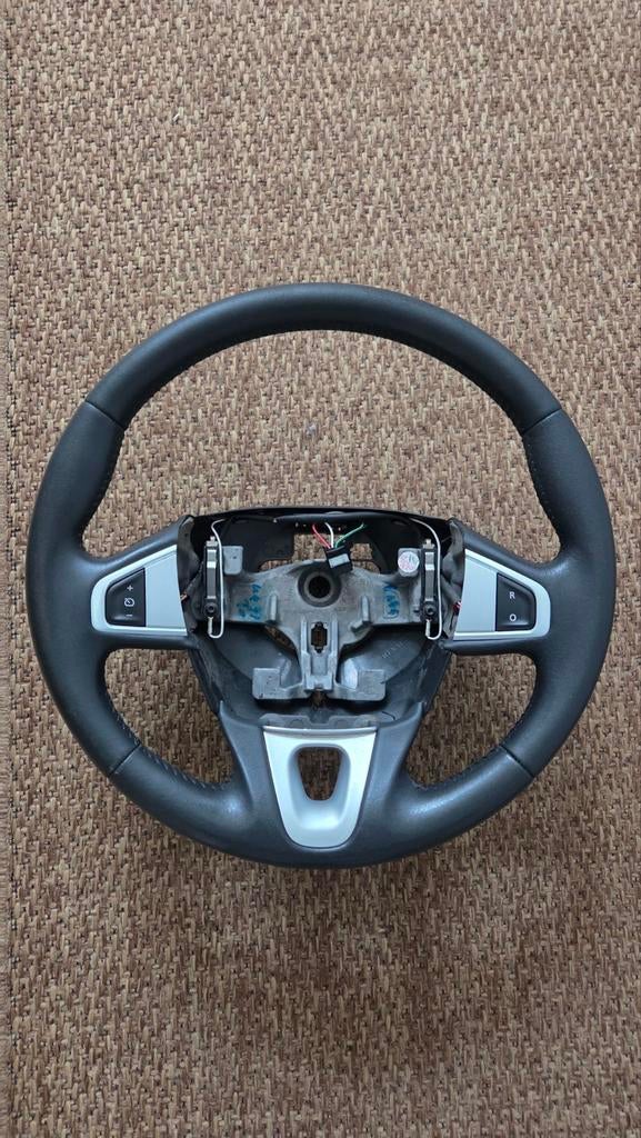 Stuurwiel Renault Megane 3 (2008-2015), Auto-onderdelen, Besturing, Ophalen of Verzenden, Gebruikt, Renault