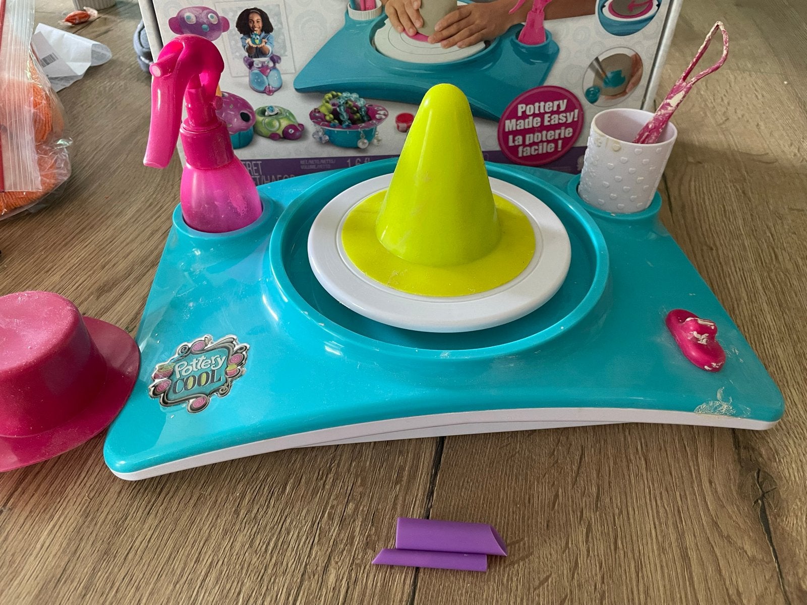 Pottery Cool Studio - Maak je eigen keramiek!, Ophalen of Verzenden, Gebruikt, Knutselen