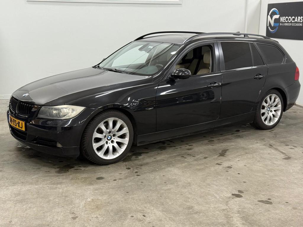 BMW 3-serie Touring 318i High Executive / AUTOMAAT / MULTIEM, Automaat, Achterwielaandrijving, 4 cilinders, 129 pk