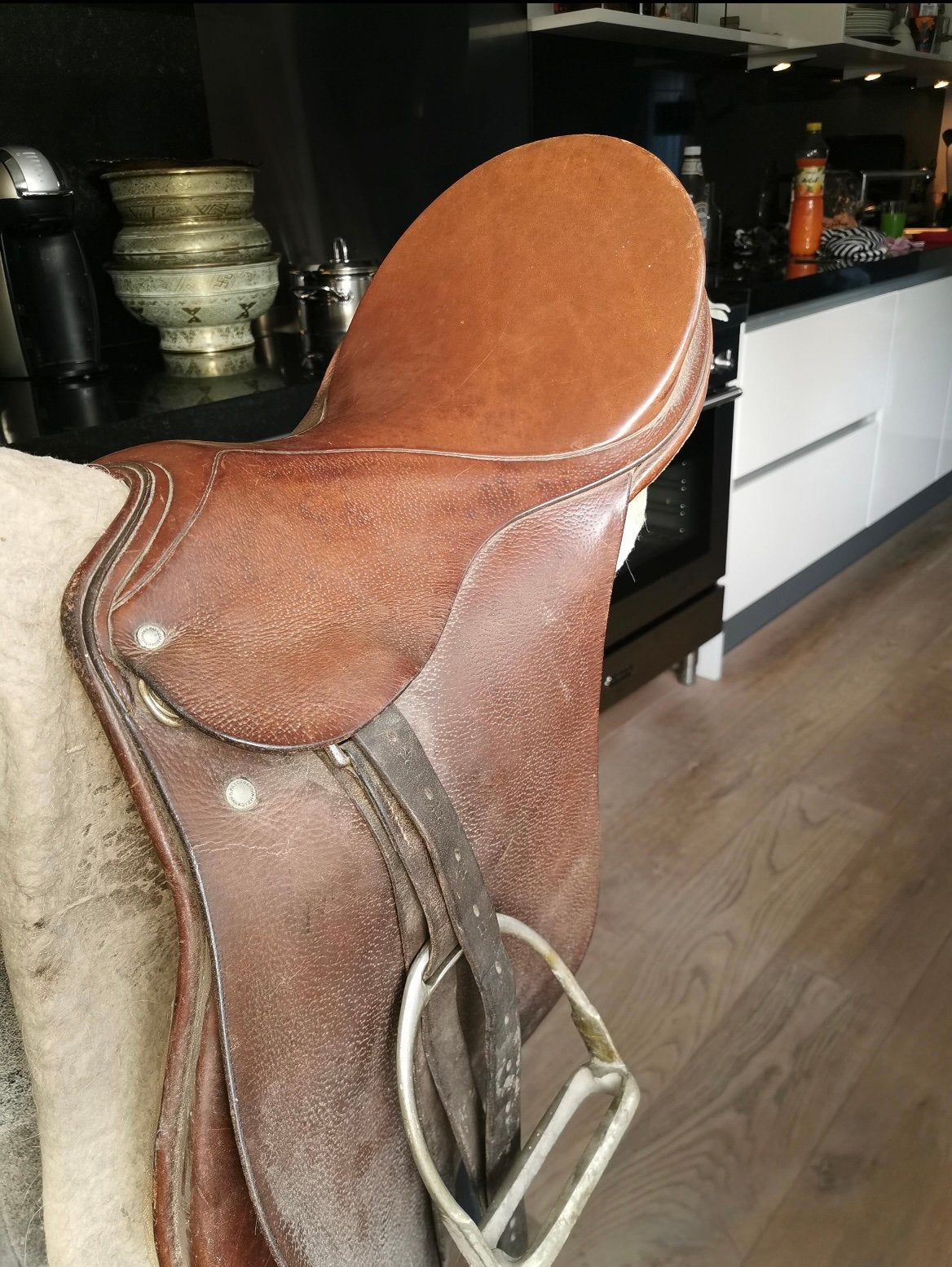 Uniek Authentiek Passier "Standard" Dressuurzadel (1960), Dieren en Toebehoren, Paarden en Pony's | Zadels, Ophalen, Gebruikt