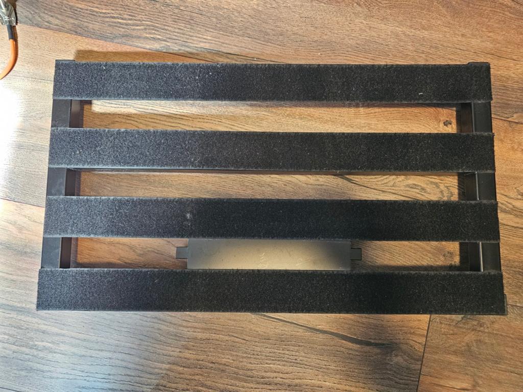 Innox Pedalboard + powersupply, Ophalen of Verzenden, Zo goed als nieuw, Elektrische gitaar