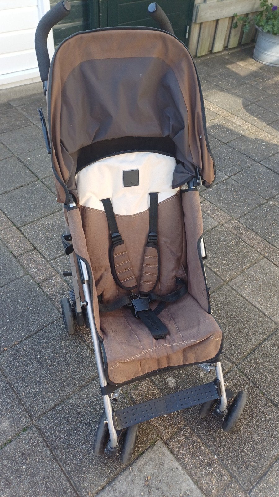 te koop stevige  inklapbare Buggy, Kinderen en Baby's, Ophalen, Gebruikt
