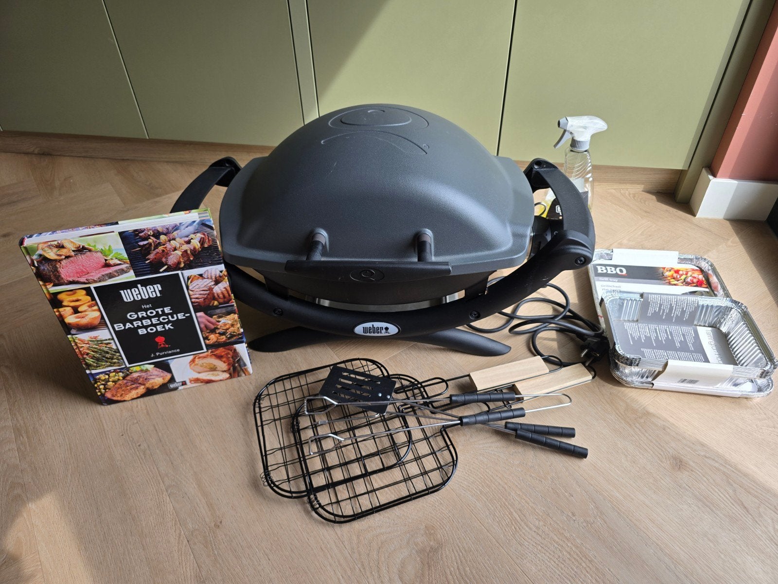 Weber Q1400 elektrische barbecue met accessoires, Ophalen, Gebruikt, Weber