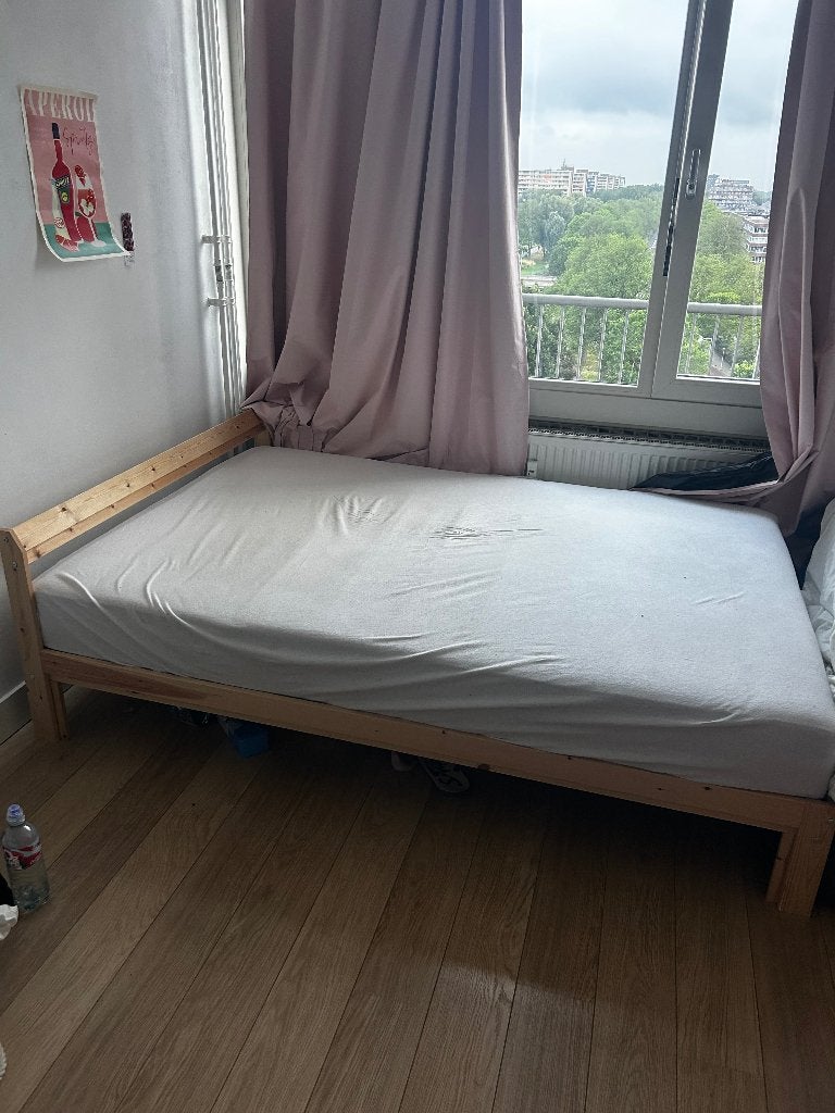 NEIDEN bedframe 140x200, Ophalen, Tweepersoons, 140 cm, Zo goed als nieuw