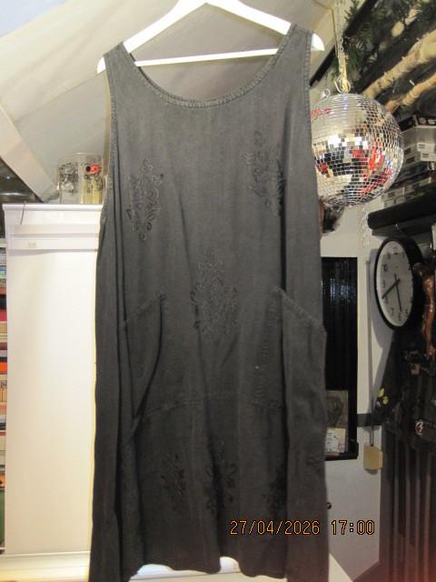 bora fashion met werkje 100 cm lang 63 breed bij oksel (387), Kleding | Dames, Overige typen, Zwart, Ophalen of Verzenden, Bora fashion