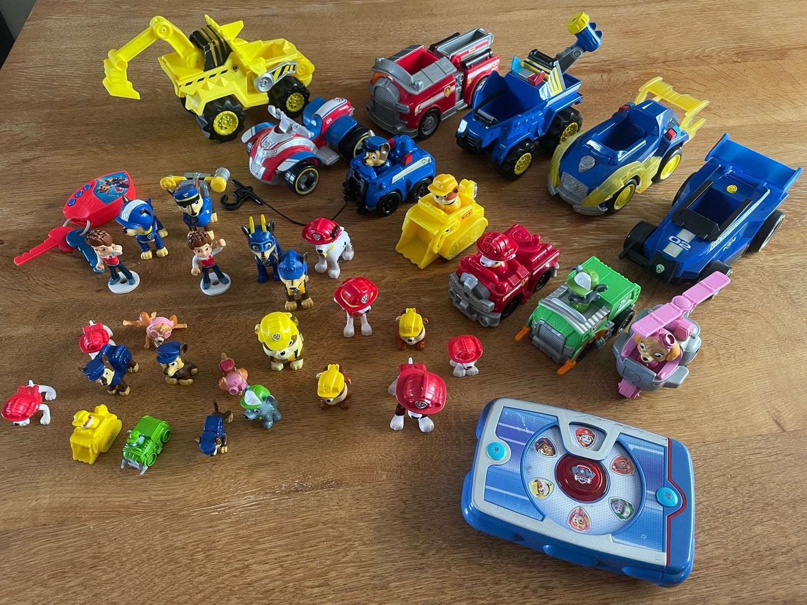 Grote collectie Paw Patrol speelgoed auto's en figuren, Ophalen of Verzenden, Gebruikt