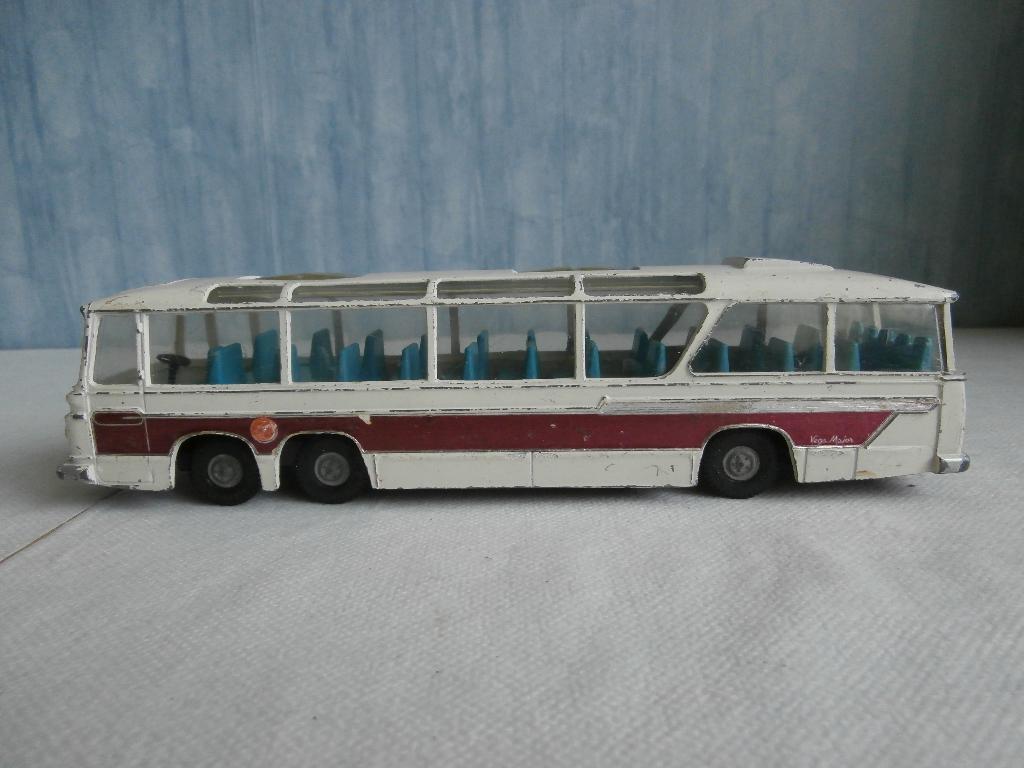 Oude Dinky Supertoys Vega Major Luxury Coach, Ophalen of Verzenden