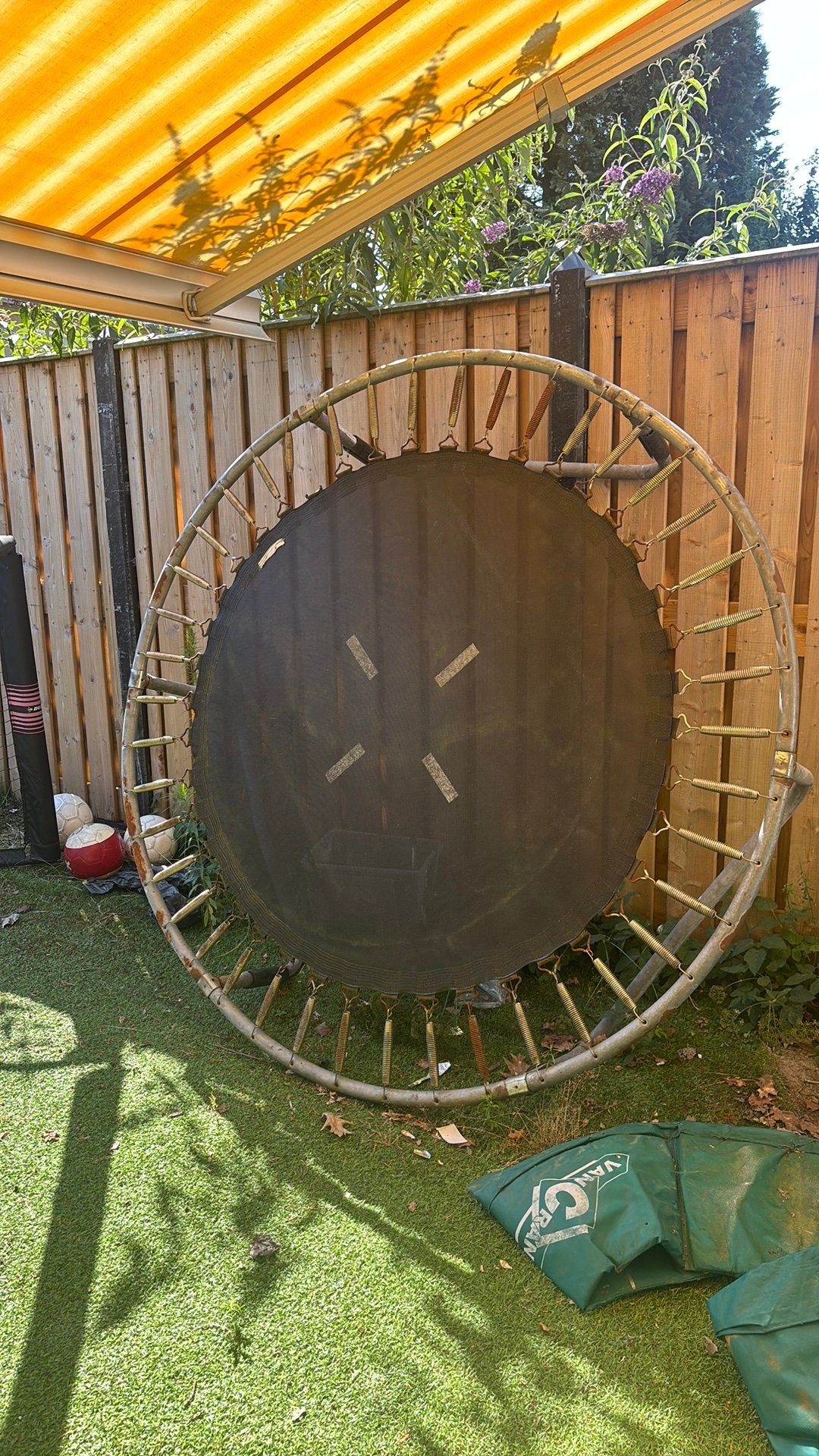 Gratis trampoline, Ophalen, Gebruikt