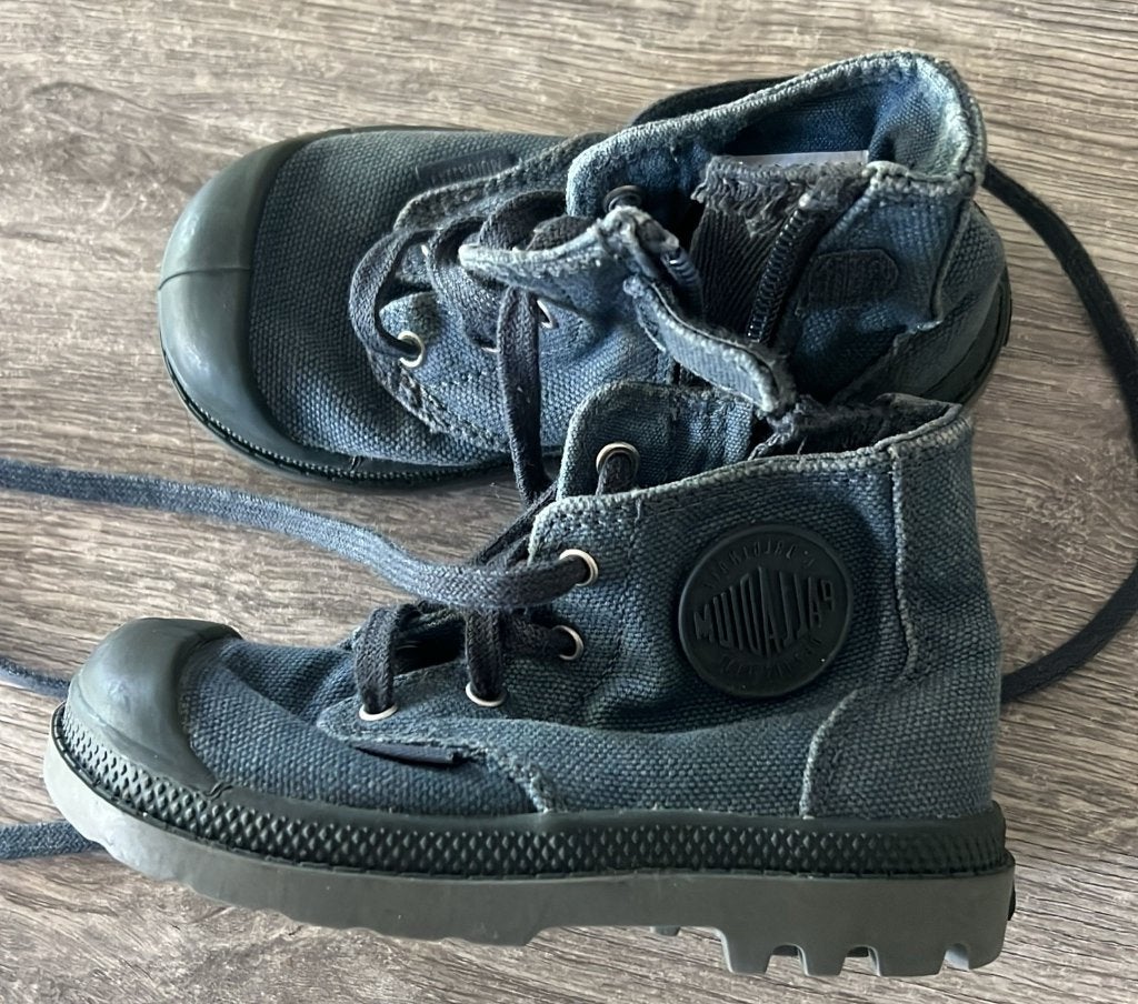 palladium schoenen blauw maat 22, Verzenden, Schoenen, Zo goed als nieuw, Jongen