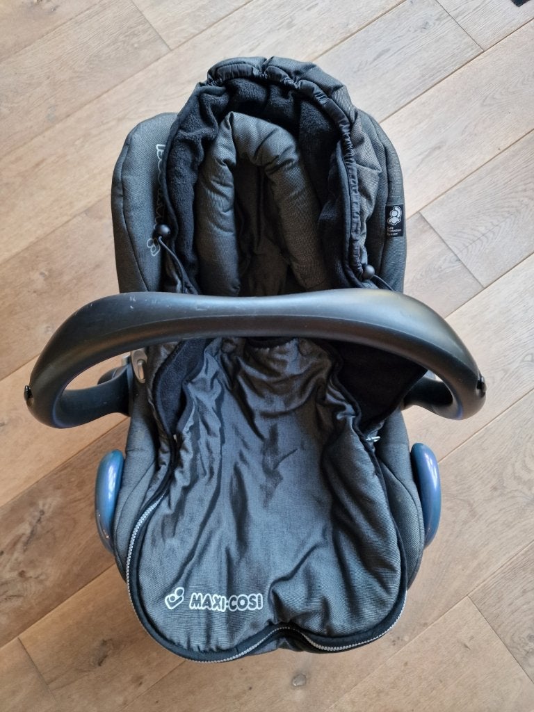 Maxi-Cosi met voetzak en hoofdverkleiner, Ophalen, Slaapstand, 0 t/m 13 kg, Maxi-Cosi