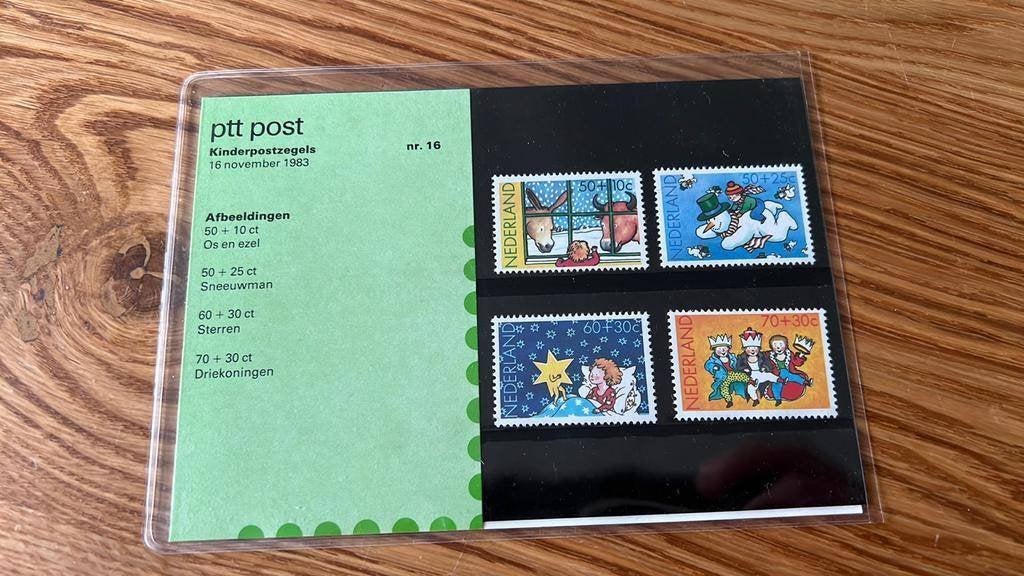 Kinderpostzegels 1983 postzegelmapje Joost Roelofsz, Postzegels en Munten, Ophalen of Verzenden
