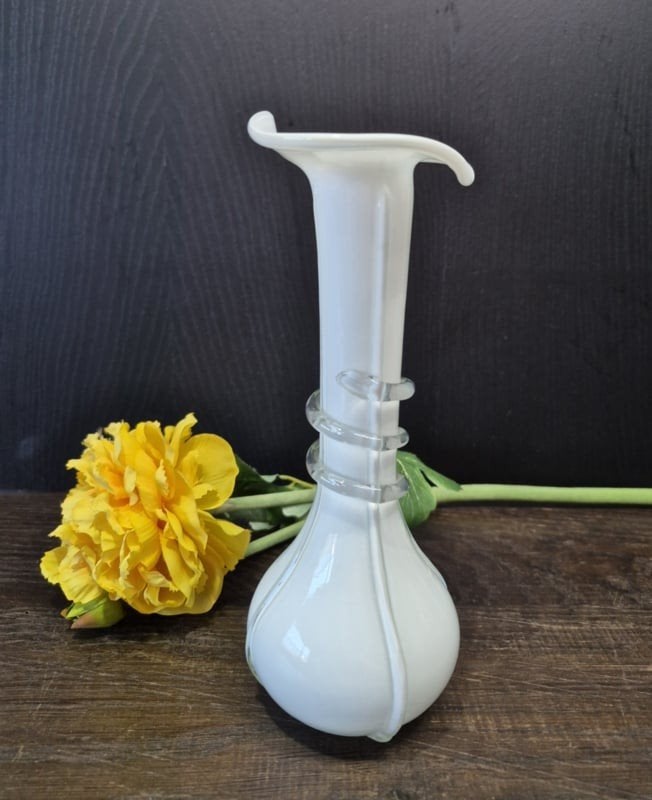 mooie witte glazen vaas, Murano, Handgemaakt, ., Murano, Ophalen of Verzenden