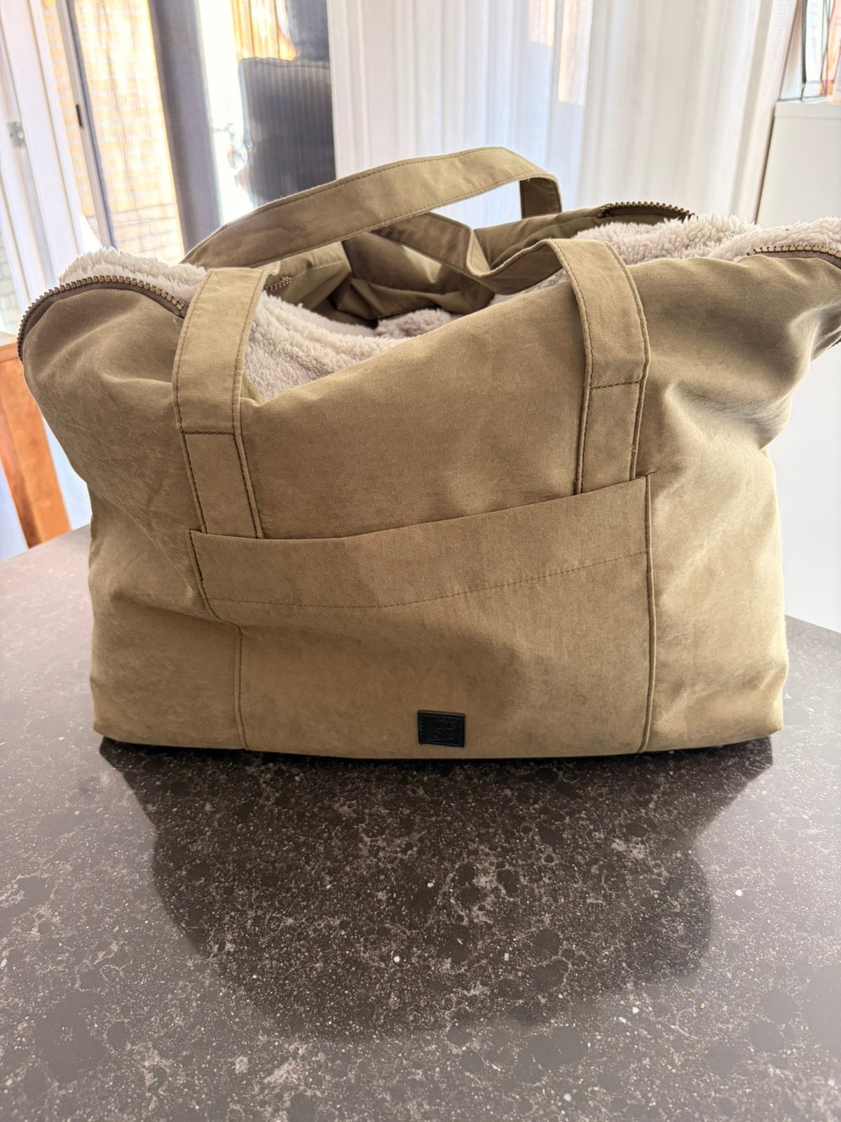 Draagtas voor kleine hond designed by Lotte, Dieren en Toebehoren, Ophalen of Verzenden