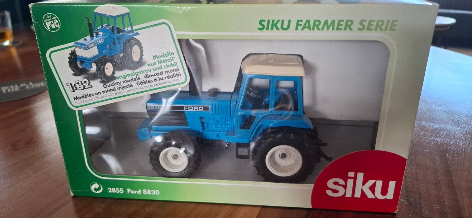 ford 8830 in doos, Ophalen of Verzenden, Auto, Overige merken