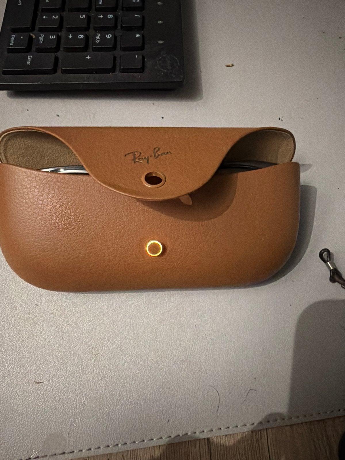 Ray-Ban brillenkoker - Bruin leer, Bruin, Ophalen of Verzenden, Zo goed als nieuw, Ray-Ban