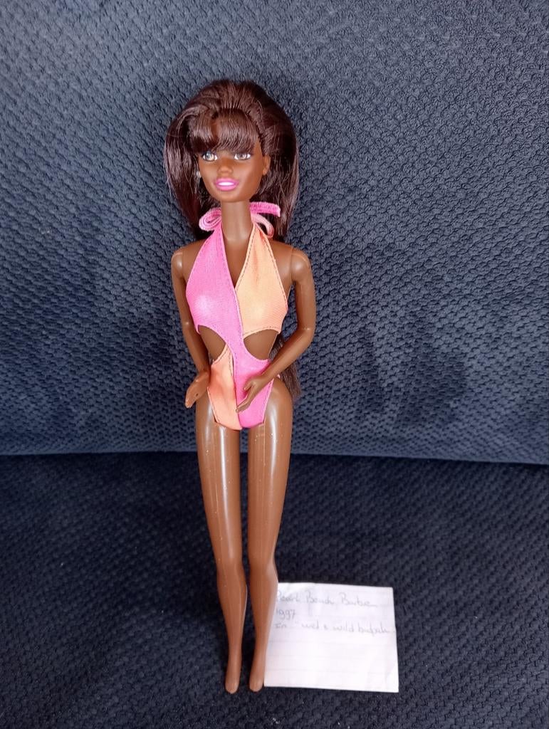 Christie beach barbie in wet&wild badpak ,Bos met haar!, Ophalen of Verzenden, Pop