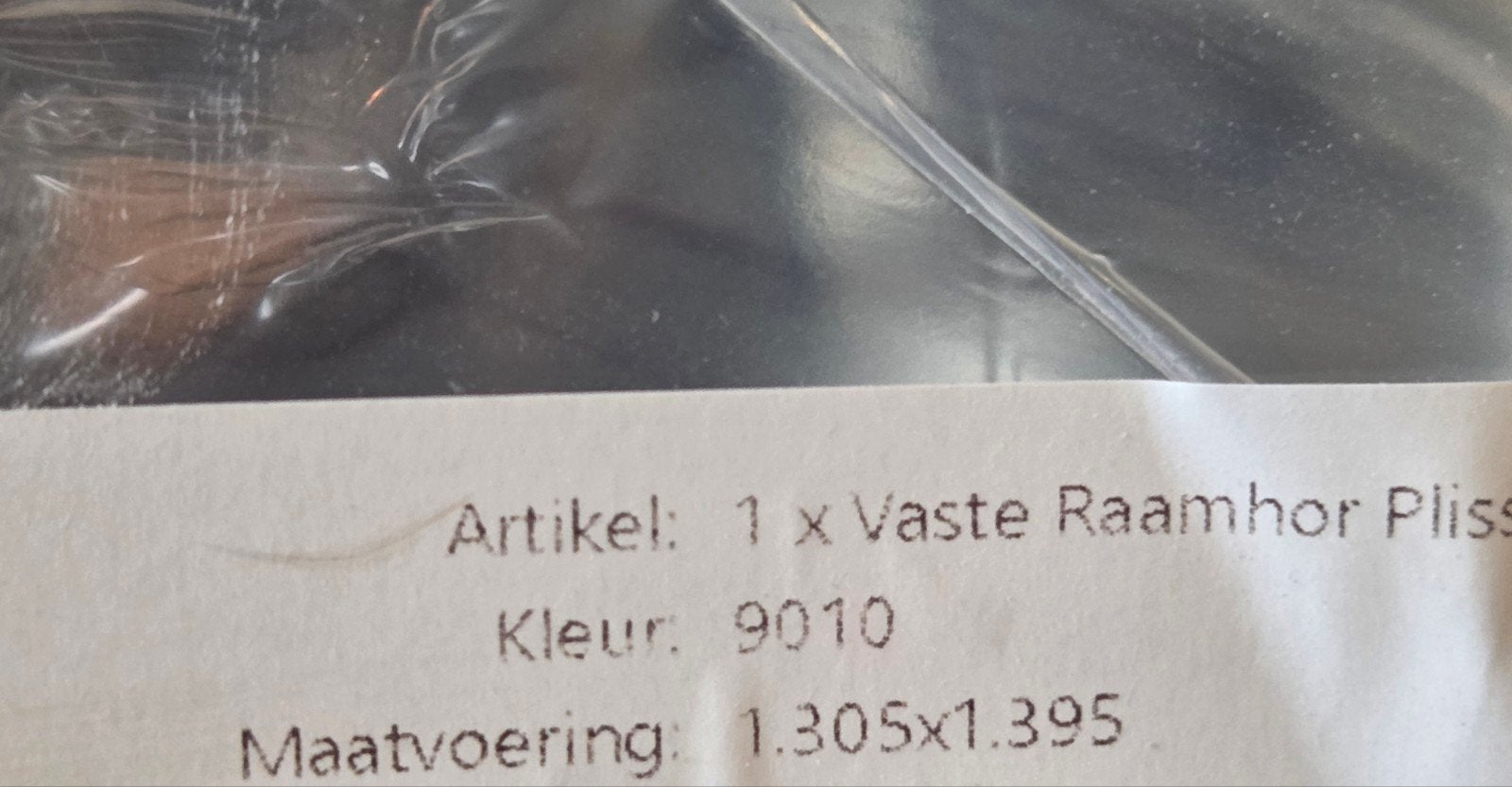 2x Nieuwe Plissé Raamhor Kleur 9010 (130.5x139.5 cm), Ophalen