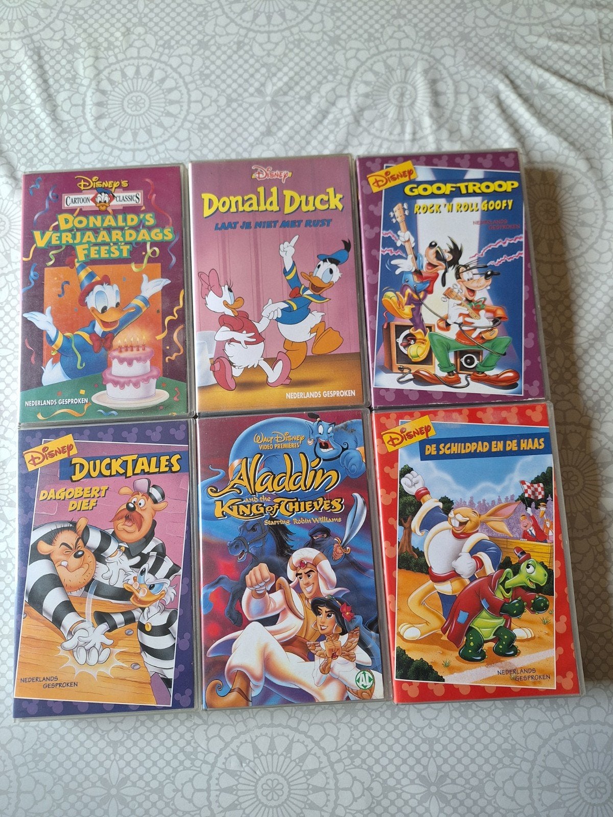 videobanden walt disney €1.00 per stuk, Cd's en Dvd's, VHS | Kinderen en Jeugd, Alle leeftijden, Ophalen of Verzenden, Zo goed als nieuw