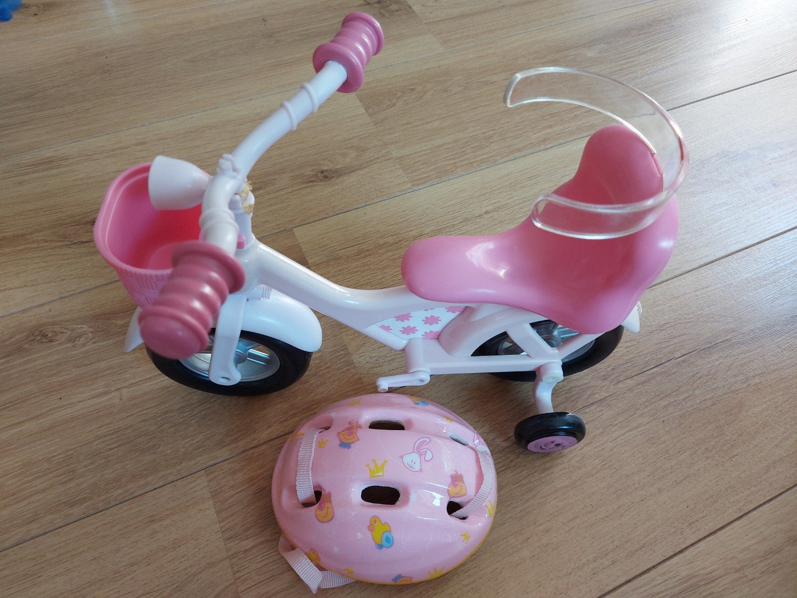 Baby Born fietsje met helm - niet helemaal heel, Ophalen of Verzenden, Gebruikt, Jongen of Meisje