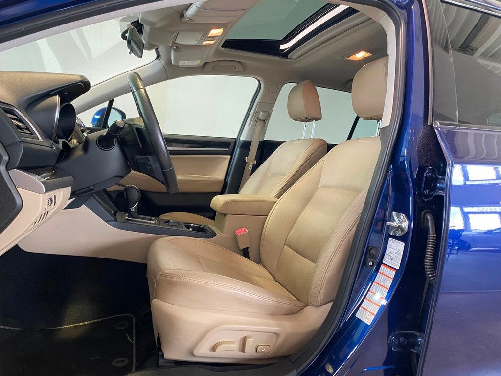 Subaru Outback 2.5i Premium Vol opties NL-auto, Auto's, Subaru, Automaat, Gebruikt, Euro 6, 4 cilinders