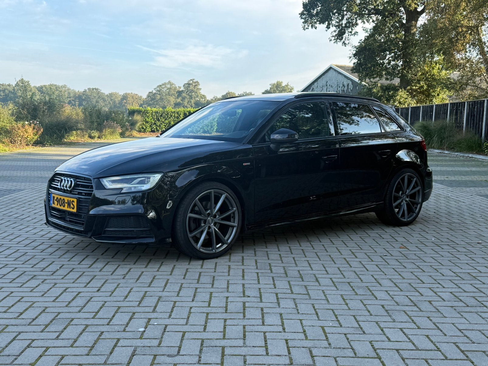 Audi A3 2.0 TDI 184pk S-tronic Quattro 2017 Zwart, 1800 kg, 4 cilinders, Zwart, Leder