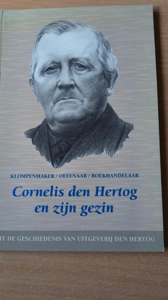 C den Hertog en zijn gezin. Ds J van Amstel/H Natzijl, Ds J van Amstel / H Natzijl, Christendom | Protestants, Ophalen of Verzenden