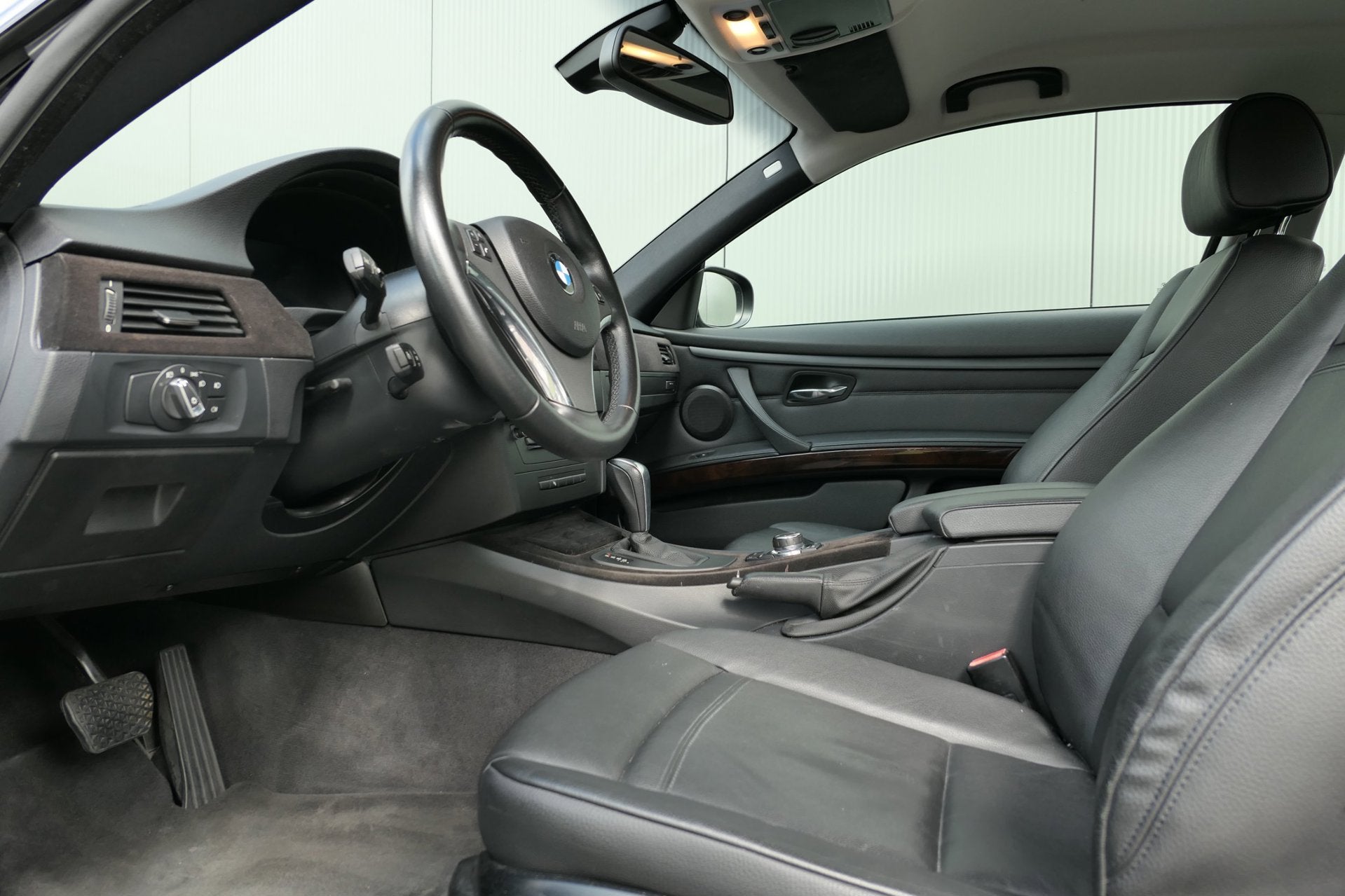 BMW 3-serie Coupé 320i Corporate Lease Business Line Sport, Auto's, BMW, Automaat, Euro 5, Zwart, 4 cilinders