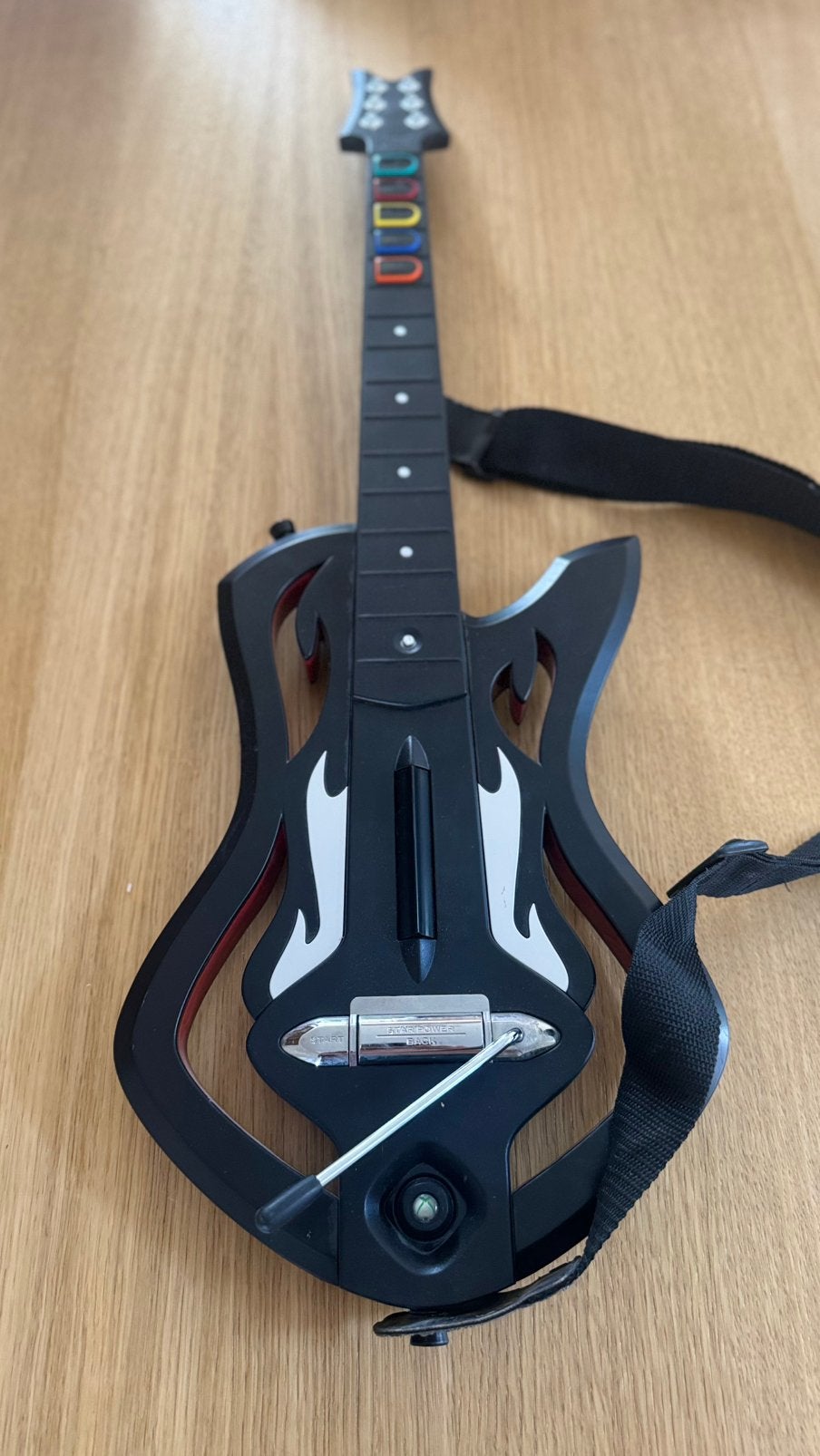 Guitar Hero Warriors Of Rock gitaar Xbox 360 IN GOEDE STAAT, Spelcomputers en Games, Muziek, 1 speler, Ophalen of Verzenden, Zo goed als nieuw