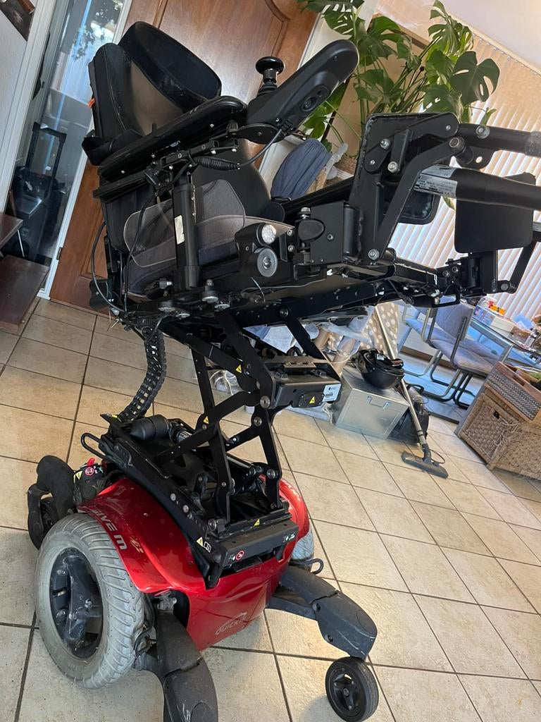 Quickie Jive M 2019 Premium Vol Opties, Ophalen, Gebruikt, Elektrische rolstoel