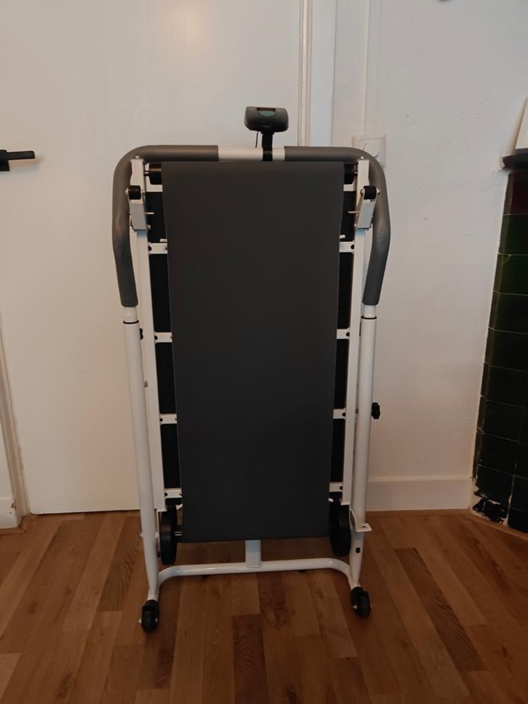 Opvouwbare Loopband Zonder Motor met Snelheidsmeter, Ophalen, Gebruikt, Metaal, Loopband