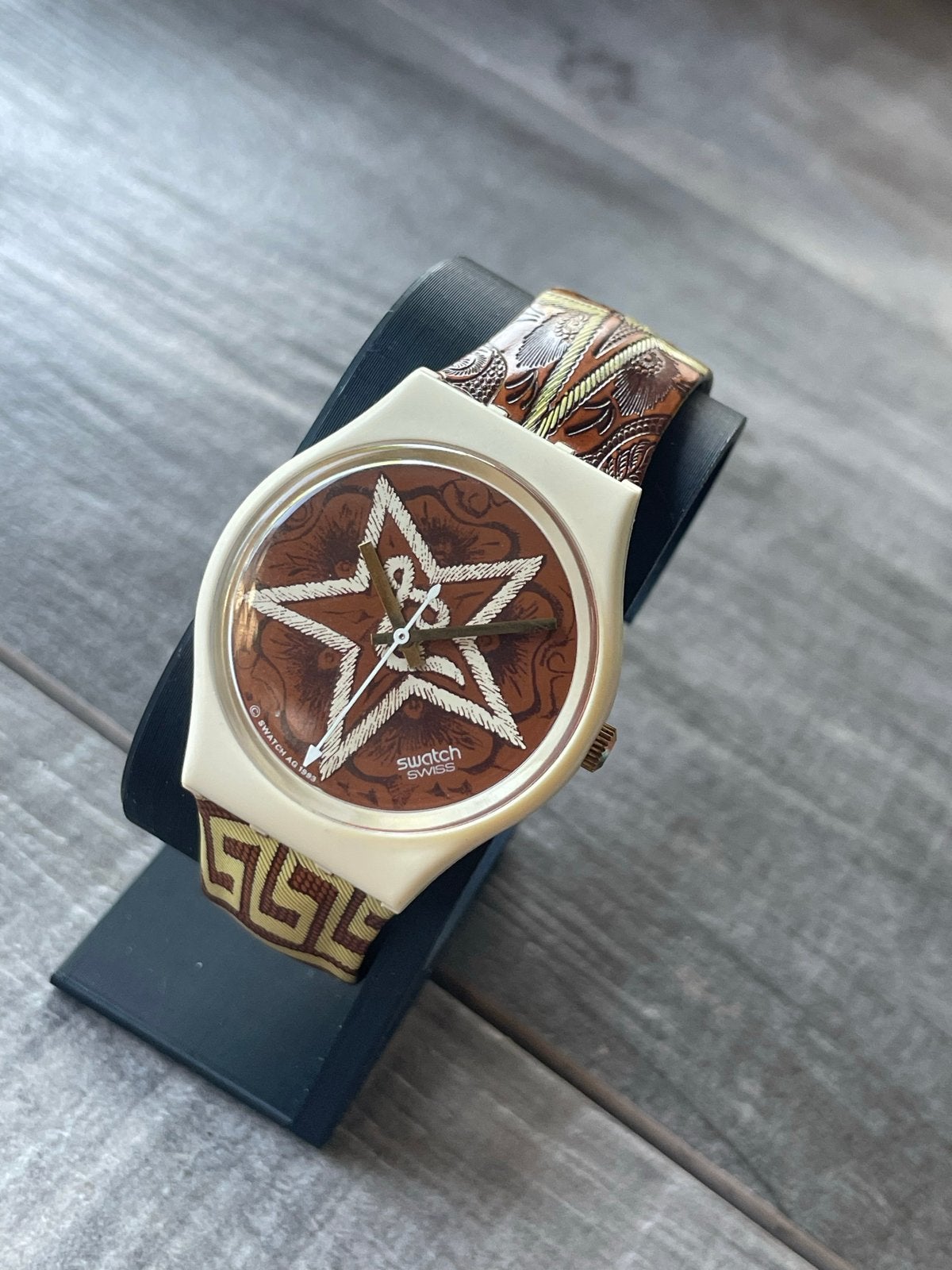 Vintage Swatch Polshorloge met Ster Design, Sieraden, Tassen en Uiterlijk, Horloges | Dames, Kunststof, Leer, Polshorloge, Swatch