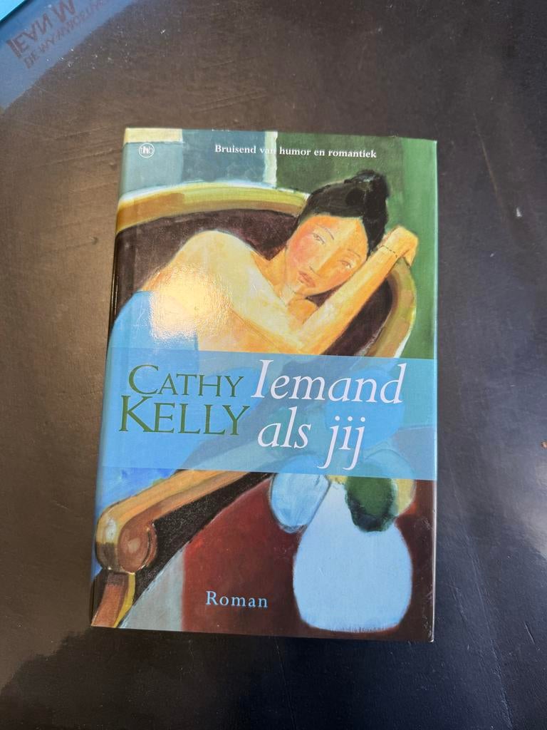 Iemand als jij - Cathy Kelly, Ophalen of Verzenden, Gelezen