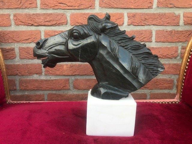 fraai marmeren beeld, WILD PAARD, Ophalen of Verzenden, Steen of Keramiek, Handgemaakt, Beeld