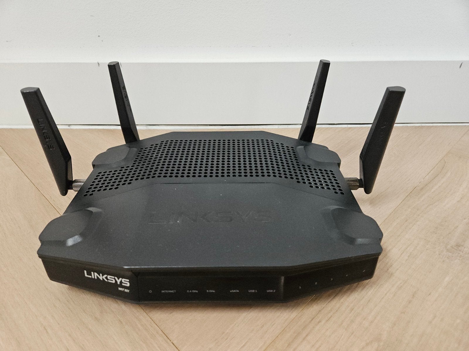 Linksys WRT32X WiFi router met OpenWRT, Computers en Software, Ophalen of Verzenden, Gebruikt, Router, Linksys