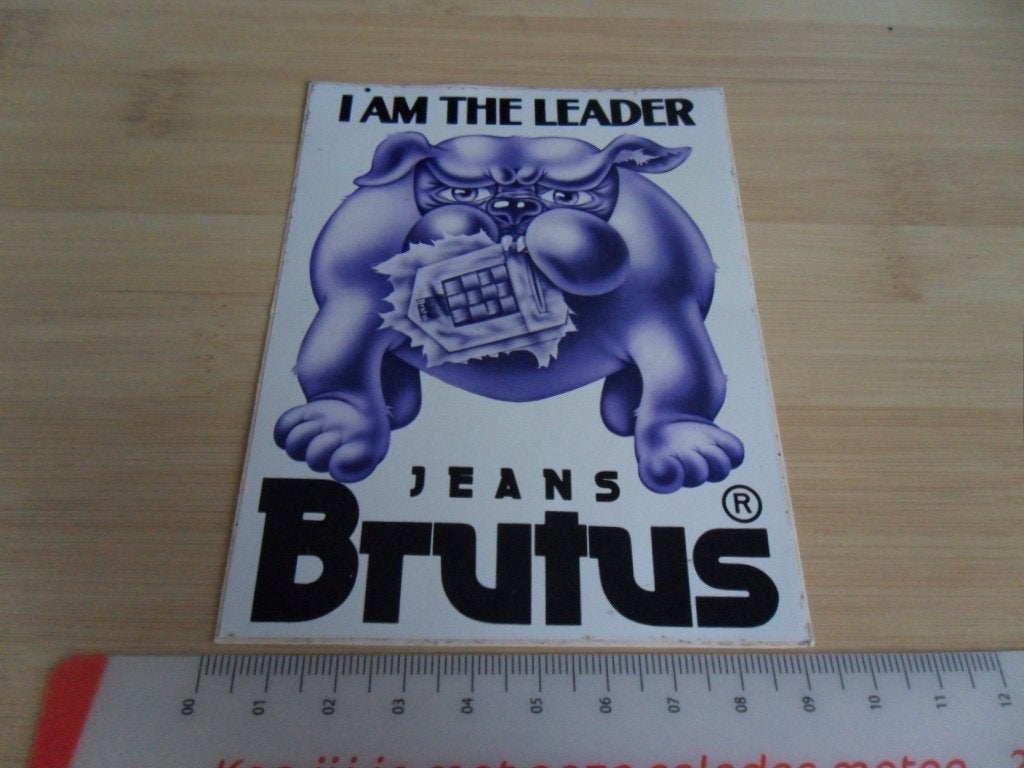 sticker I'm the leader bulldog jeans BRUTUS, Ophalen, Zo goed als nieuw