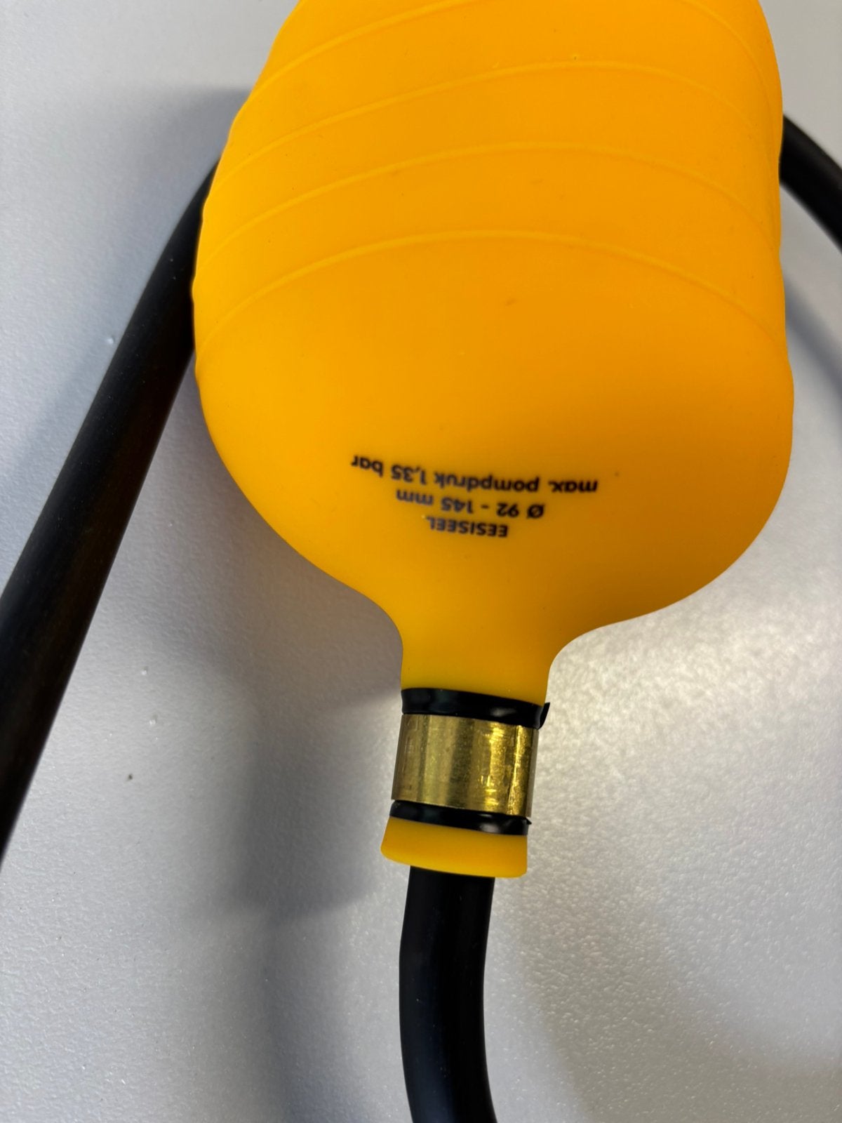 RIOOLAFSLUITER BAL Ø 92-145 MM INCL. 1,35 M SLANG EN VENTIEL, Ophalen, Overige materialen, Overige typen, Nieuw