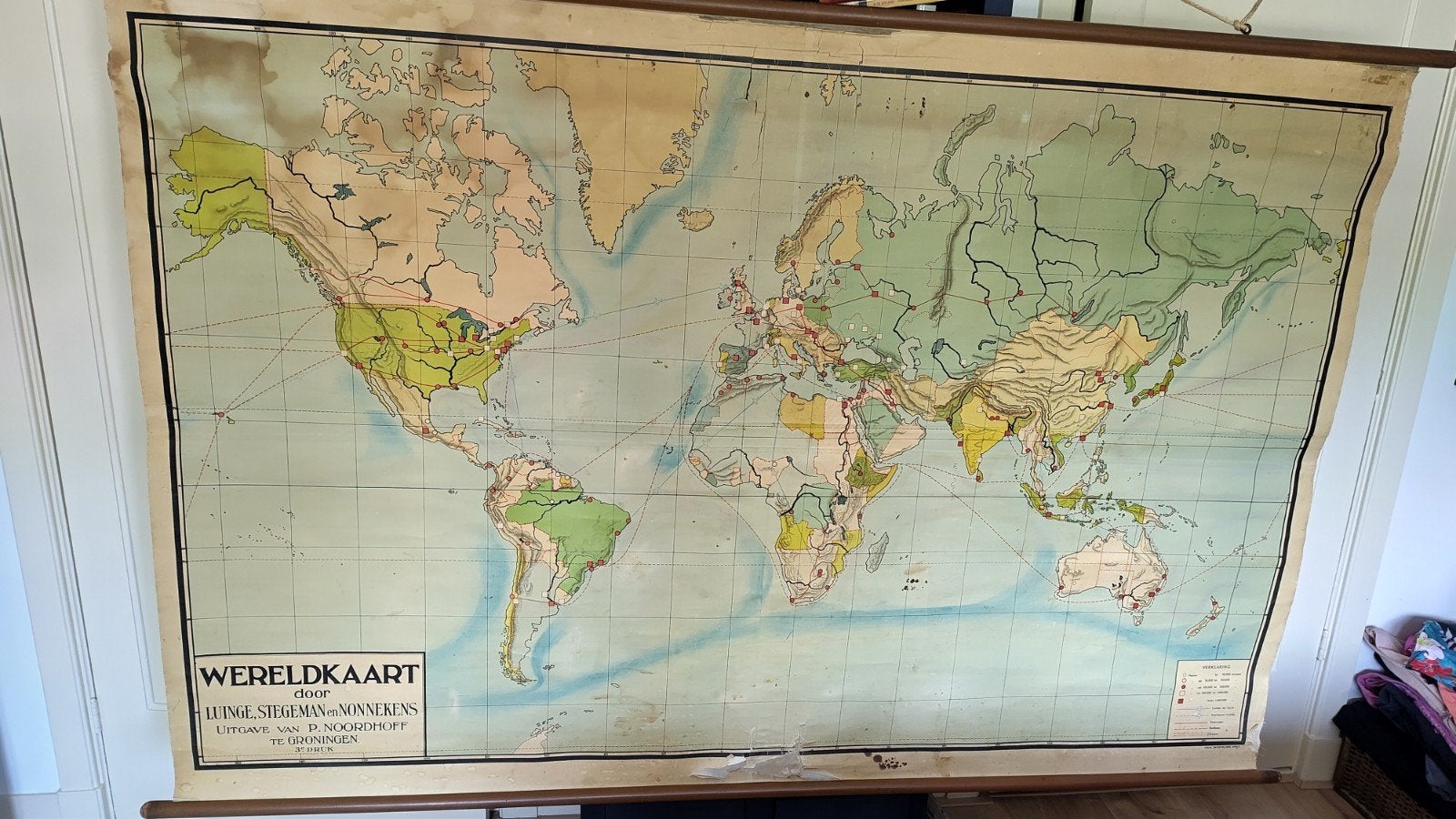 Antieke Wereldkaart door Luinge, Stegeman en Nonnekens, Gelezen, Ophalen of Verzenden, Landkaart, Luinge, Stegeman en Nonnekens
