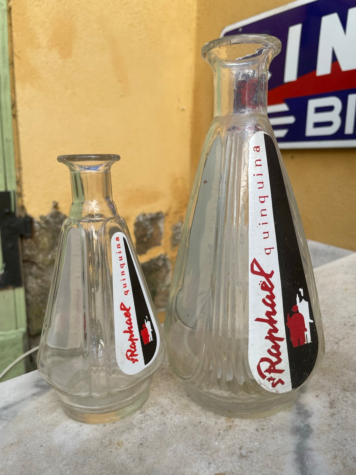 Vintage St Raphaël Quinquina Flessen - Set van 2, Antiek en Kunst, Ophalen of Verzenden