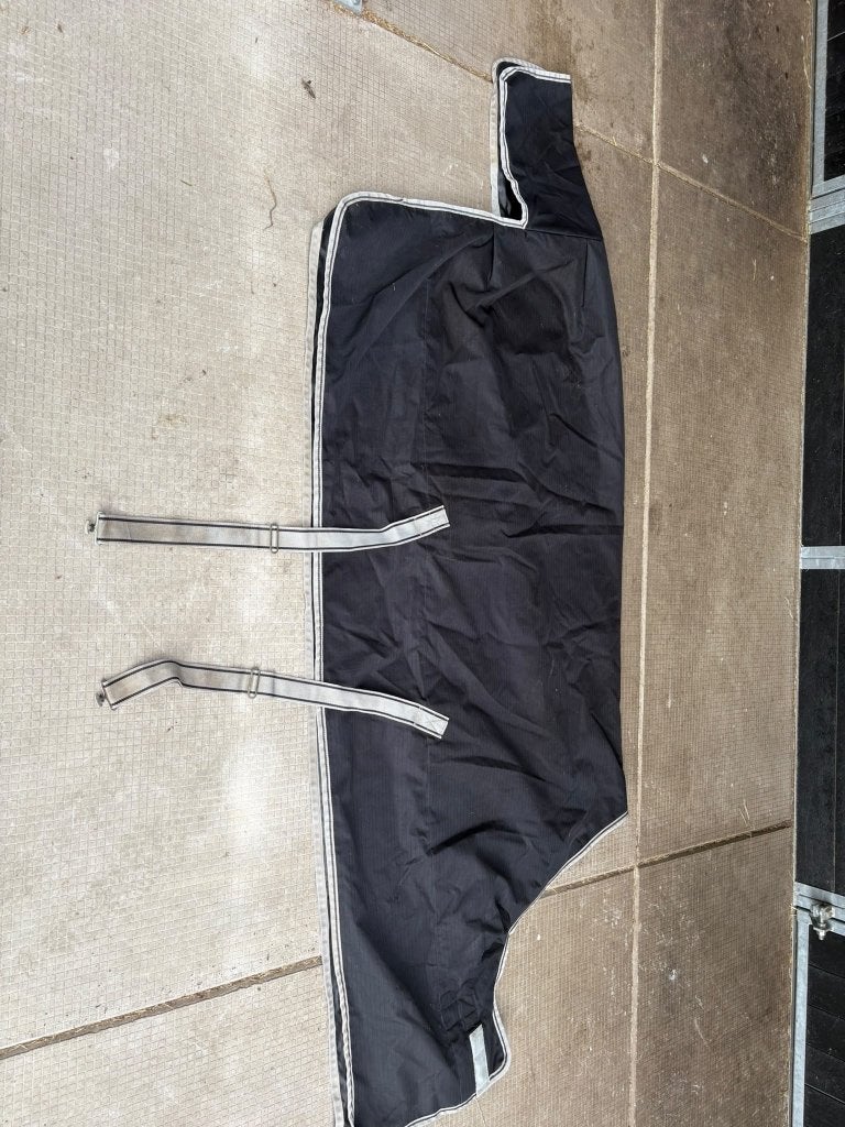 Diverse paardendekens, Dieren en Toebehoren, Verzenden, Zo goed als nieuw, Amigo, Full (L)