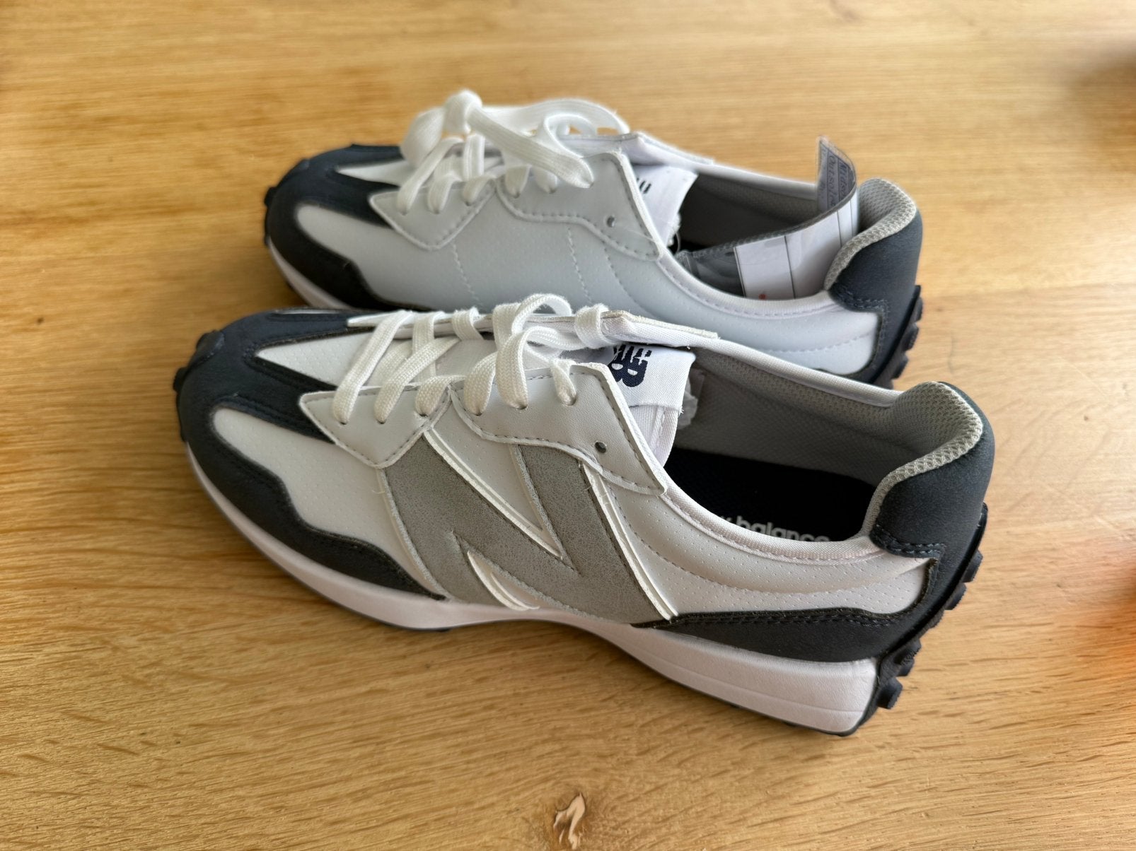 Dames Golfschoen Mew Balance 327, Kleding | Heren, Verzenden, Nieuw, Wit, Sportschoenen