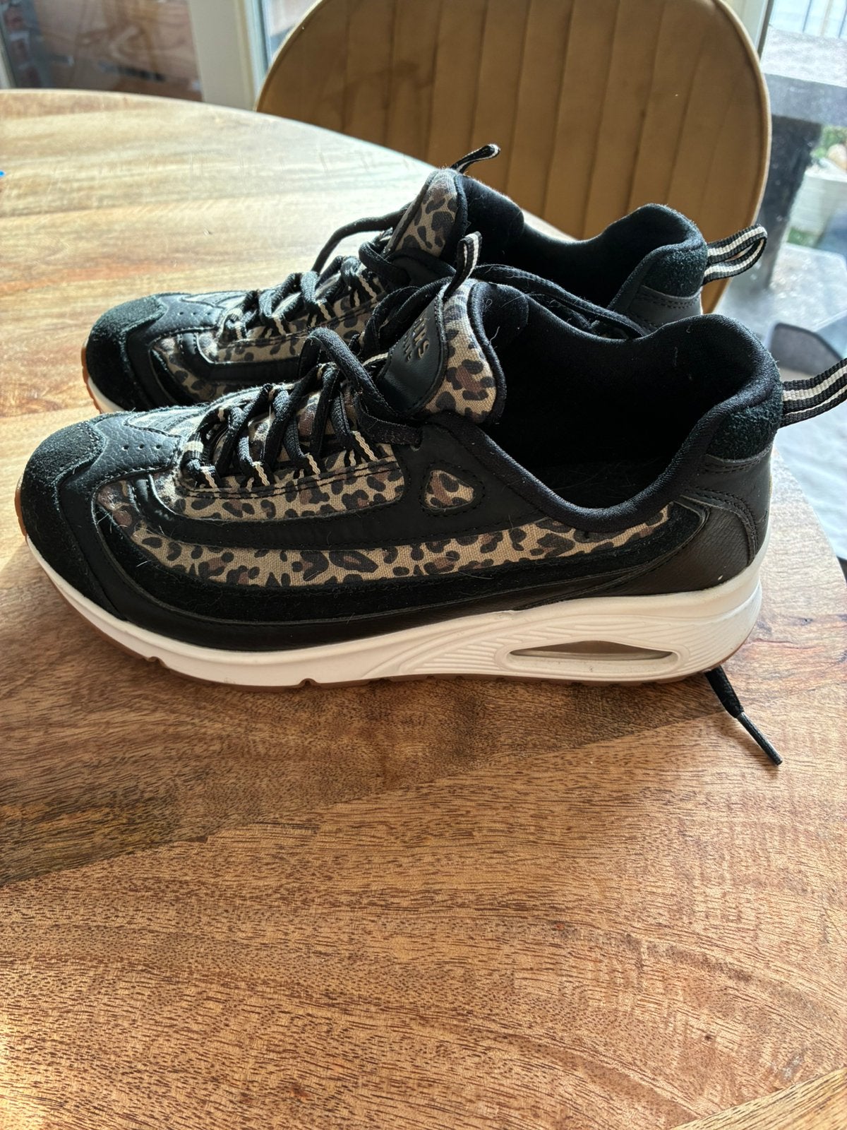 Skecher Uno Wild Streets maat 38, Zwart, Ophalen of Verzenden, Sneakers of Gympen, Zo goed als nieuw