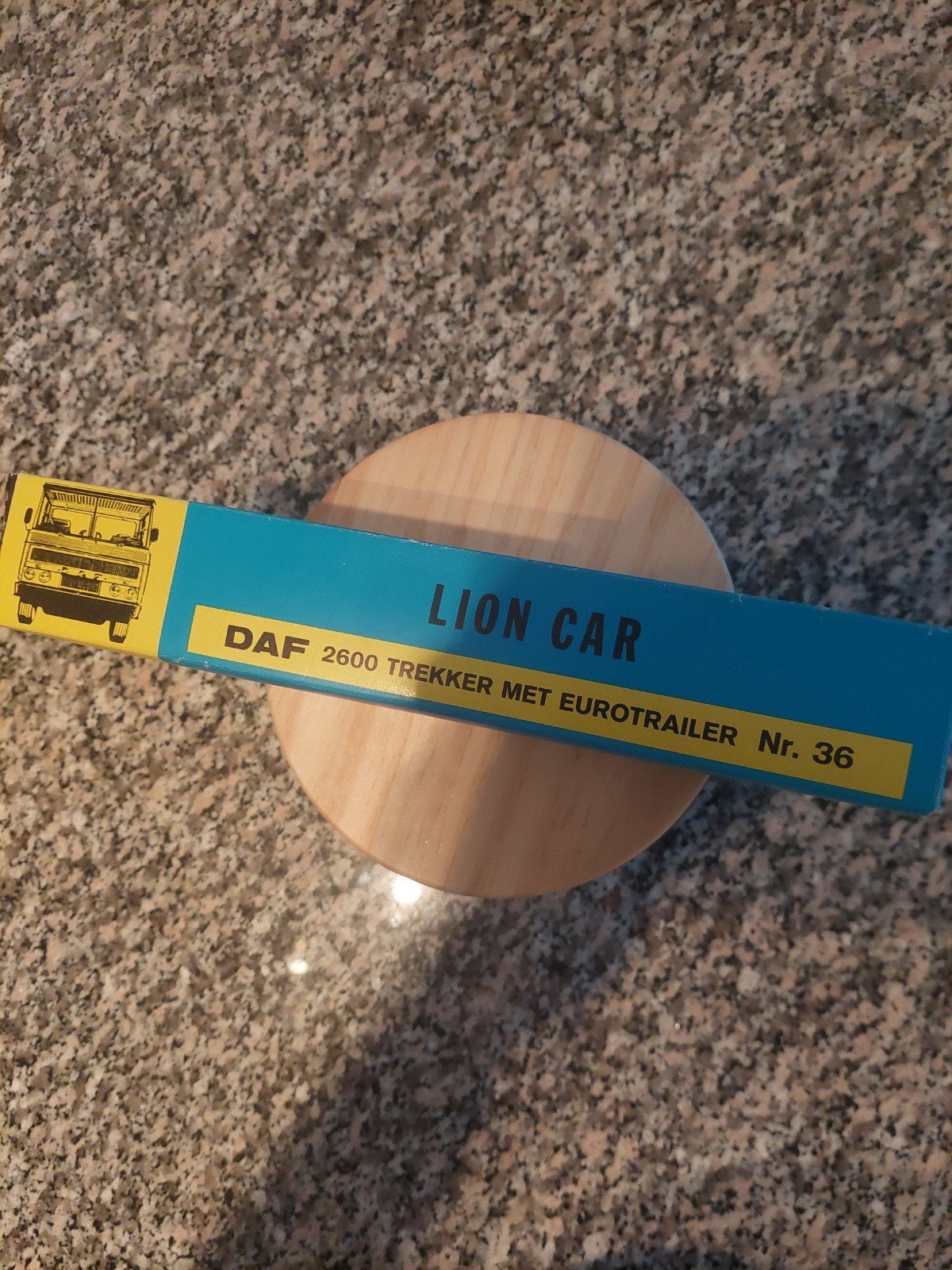 LION CAR NR.36 ZWAARDEMAKER & CO N.V. MAARSEN IN ORGI DOOS, Overige merken, 1:32 tot 1:50, Ophalen of Verzenden, Zo goed als nieuw