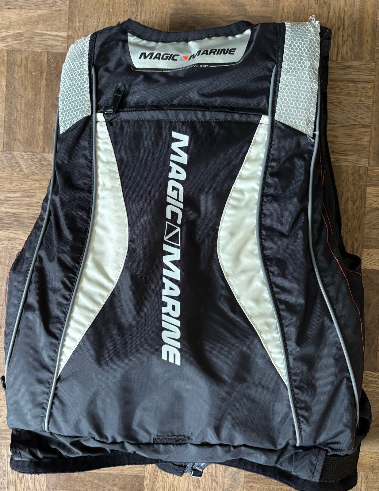 Magic Marine Drijf Vest - Maat S, Watersport en Boten, Watersportkleding, Ophalen of Verzenden, Gebruikt, Dame of Heer, Reddingsvest of Zwemvest