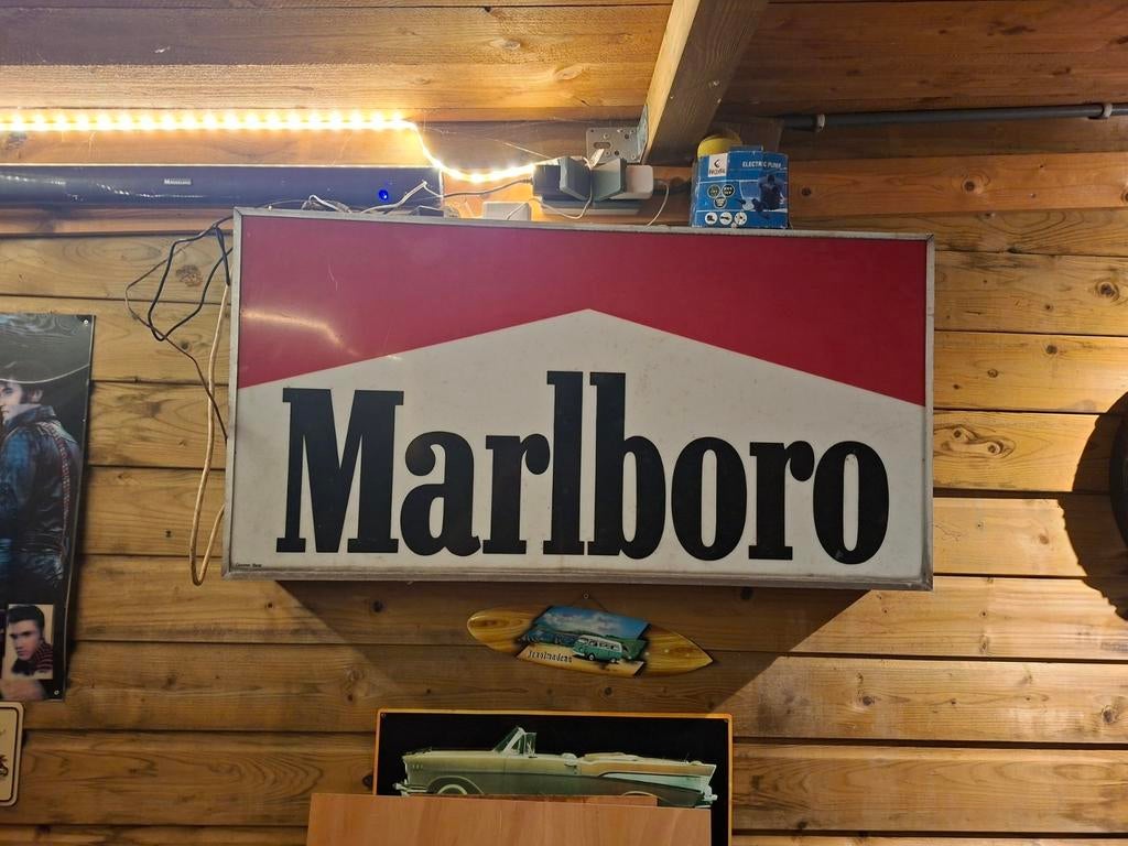 Marlboro reclamebord 2-zijdig met TL verlichting, Verzamelen, Merken en Reclamevoorwerpen, Ophalen